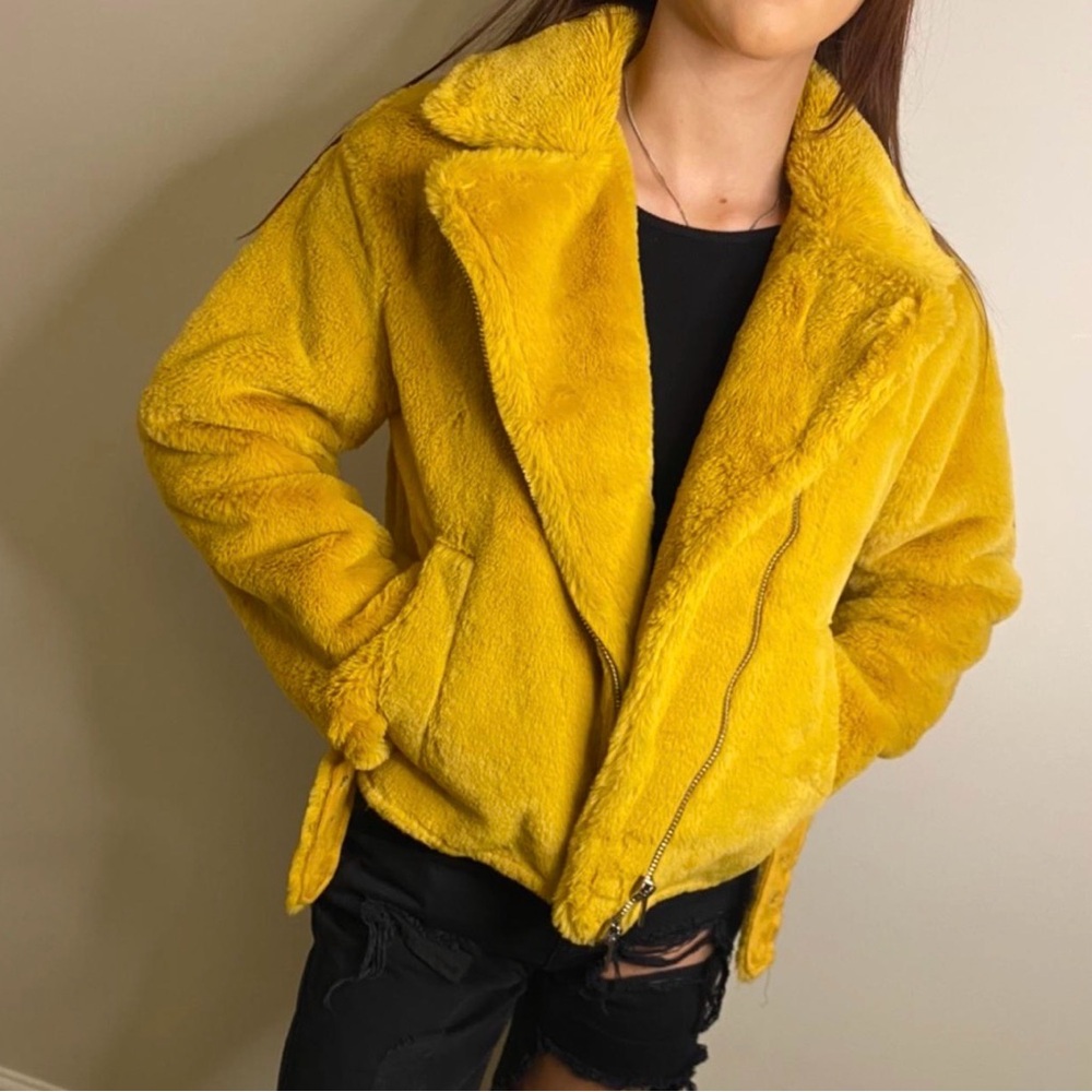 Topshop Mustard Yellow Plush Faux Fur Moto Biker Statement Jacket Small Runs big